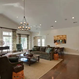 resident clubroom